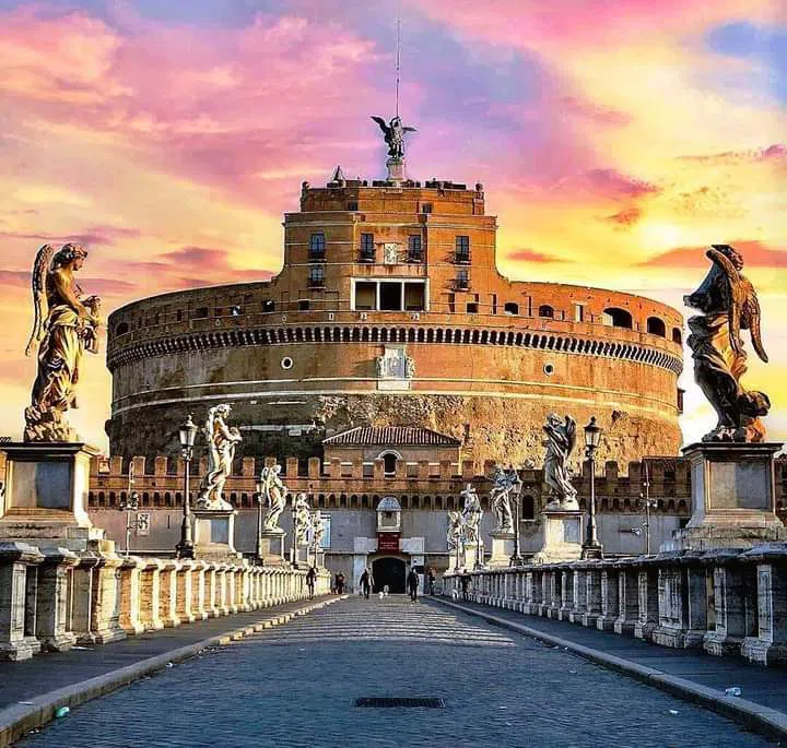 Castel Sant'Angelo (Hadrians Mausoleum) – nächtliche Sommeröffnung, Rom